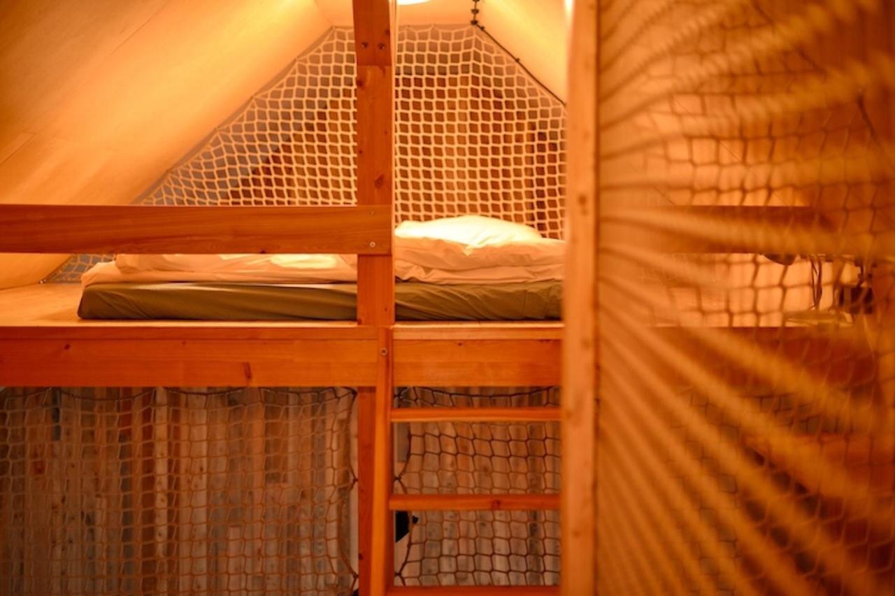 Tri Domky - Tiny Houses Depoltice Exterior foto